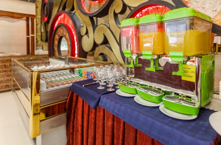 بوفه رستوران هتل کیانا مشهد